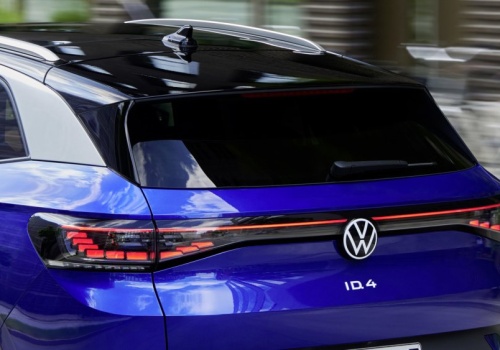 Na Zachodzie używane ID.4 króluje nad Teslą 3, a w Polsce? Nowy raport was zaskoczy