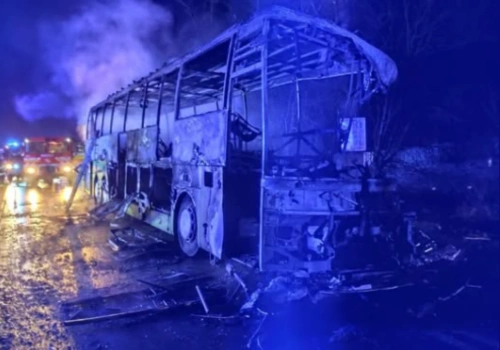 Wracali do Krakowa. Polski autokar spłonął na Słowacji, nie żyje kierowca