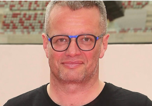 Marcin Meller „rzuca mięsem”na ścieżce rowerowej. Chamski popis dziennikarza