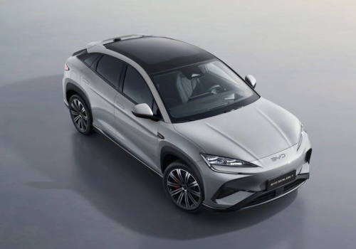 Najwięksi producenci aut elektrycznych na świecie, ranking 2025: 1/ BYD, 2/ Tesla, 3/ Geely Group