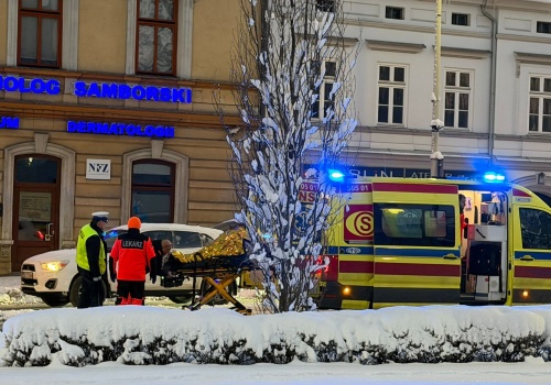 Potrącenie pieszej na przejściu dla pieszych. Kierowca jechał z zaparowanymi szybami