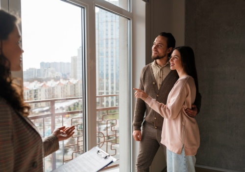 Najem budzi się po grudniu, ale to kredyt coraz częściej wygrywa