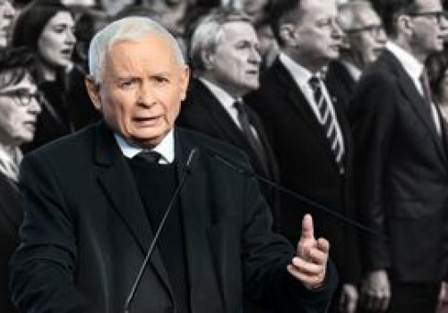 PiS na głębokim politycznym wirażu