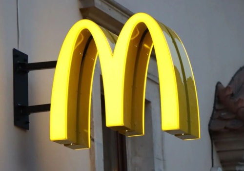 „Friends on Tour” w Krakowie. Specjalna akcja w restauracji McDonald’s przy Szewskiej