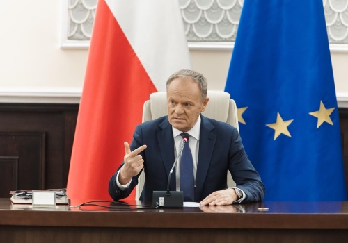 „Rosyjski” PiS przeciwko Polsce! Tusk: „Nie wyślemy polskich żołnierzy do Strefy Gazy”
