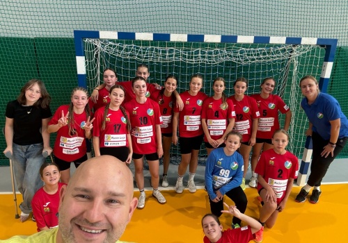 Otwarte zajęcia piłki ręcznej podczas ferii