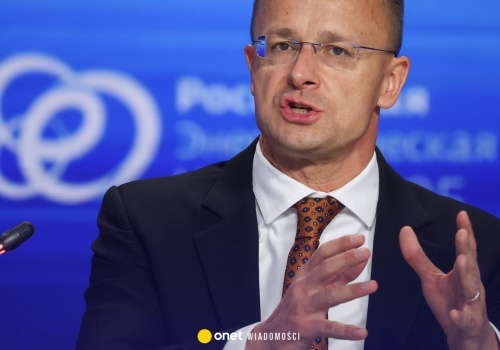 Węgierski minister grzmi o układzie lidera opozycji i UE. 