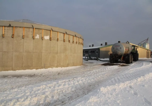 Ukryte zagrożenie w chlewni. Jak bezpiecznie magazynować i mieszać gnojowicę?