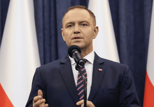 Kryptowojna na szczytach władzy. Rząd szykuje raport uderzający w Nawrockiego