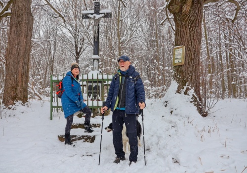 Zimowa wycieczka PTTS „Beskid Śląski” na wędryńską Babią Górę. Spotkanie z Pawłem Kufą