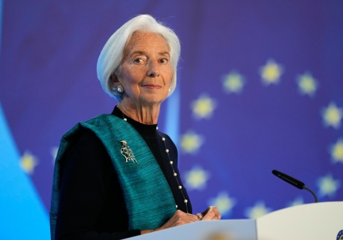 Zmiana władzy w EBC to sprytny plan Macrona i Merza