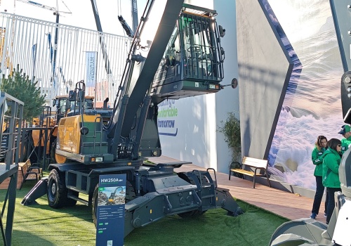 Hyundai wkracza na rynek koparek przeładunkowych. Czy to się uda?