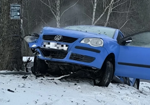 Wypadek na drodze Ciechanów-Mława. Troje pasażerów poszkodowanych