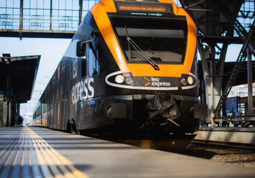 Konkurencja rośnie. Będzie więcej pociągów między Krakowem a Warszawą