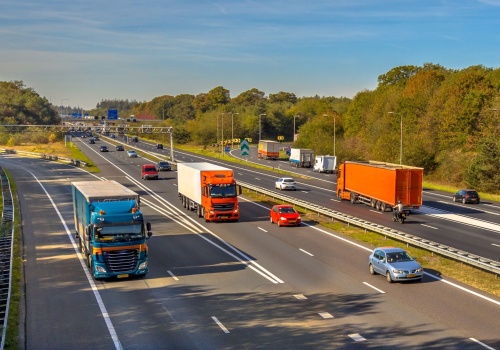 Bezpieczeństwo transportu drogowego – co europejskie wskaźniki BRD mówią o realnym ryzyku w Polsce?