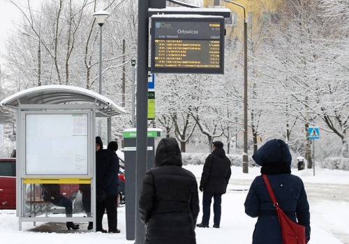 Tańsza komunikacja i parkingi tylko dla olsztynian. Co z turystami i mieszkańcami spod Olsztyna?