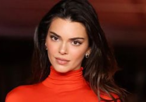 Wybrała milky nails. Te paznokcie będą rządzić wiosną 2026