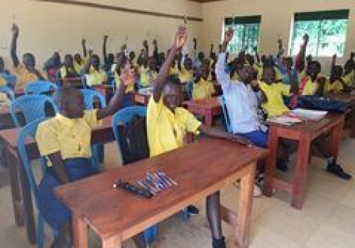 Z Rumi do Sudanu Południowego. Pomagają dzieciom z Afryki