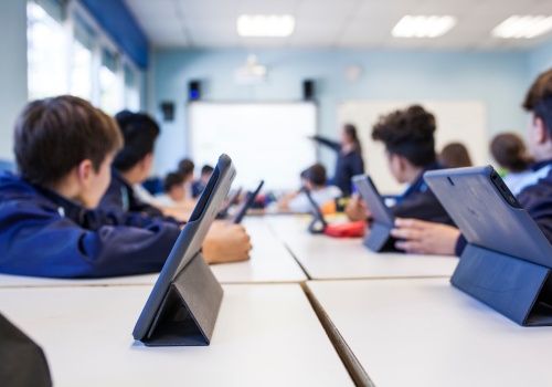 Sieć przyszłości w planach rządu. Założenia reformy Ogólnopolskiej Sieci Edukacyjnej