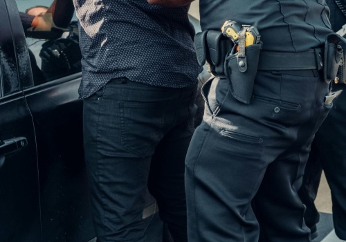 Policjant może poprosić cię o pomoc w pracy. Być może dostaniesz nawet wynagrodzenie