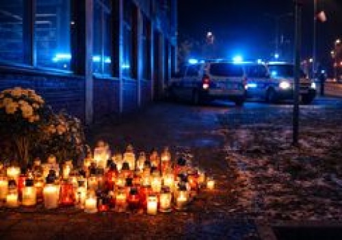 Znicze w centrum Piły. Nie żyje 14-latka