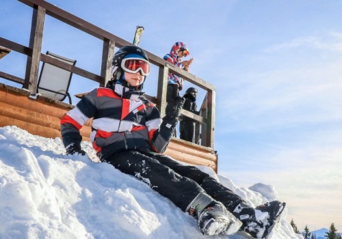 Dzieci to kochają, ortopedzi już mniej. Czy jazda na jabłuszku jest bezpieczna?