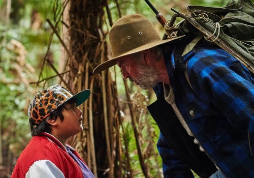 Ciekawe filmy na Netflixie – 10 propozycji, które wciągną cię od pierwszej minuty