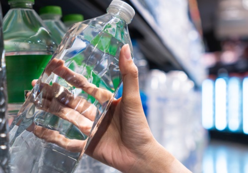 Toksyczny arsen w wodach z supermarketu. Wykryto wysoki poziom