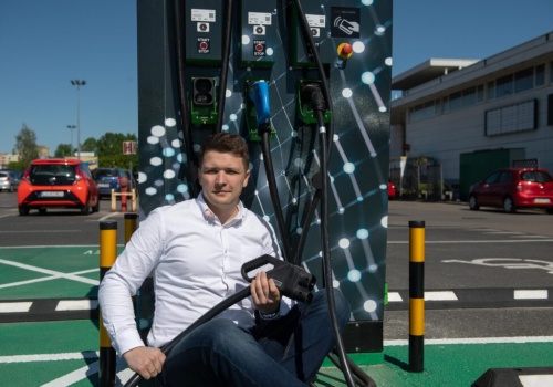 Sieć ładowania w nowej fazie. Powerdot prognozuje do 14 tys. punktów na koniec 2026 r.