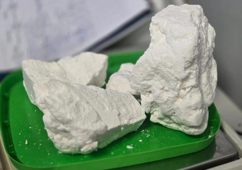 Ponad kilogram narkotyków znaleziony u 28-latka. Był w trakcie odbywania kary!