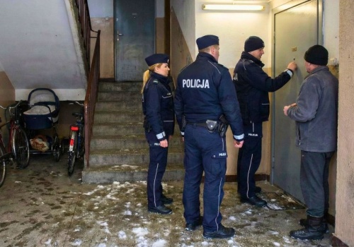 Nowy obowiązek w blokach. Wpuścisz do mieszkania albo 5000 zł grzywny