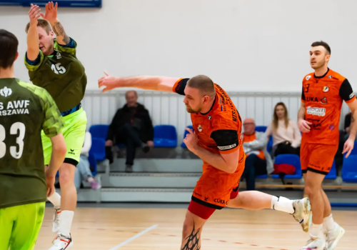 Orlęta rozbiły Podlasie, Lider urwał Płockowi punkt w końcówce