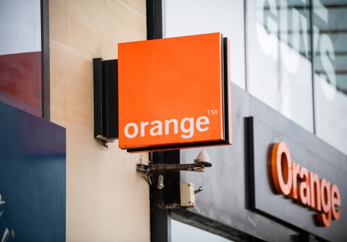 Analitycy: Orange Polska to znowu dojna krowa. Dywidenda mniejsza niż możliwości