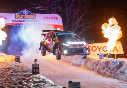 WRC. Rajd Szwecji 2026. Elfyn Evans najszybszy. To oni po raz drugi z rzędu zdobyli całe podium w rundzie