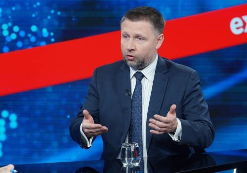 MSWiA mówi o dywersji?! Pociąg z paliwem dla Ukrainy zatrzymany w Puławach