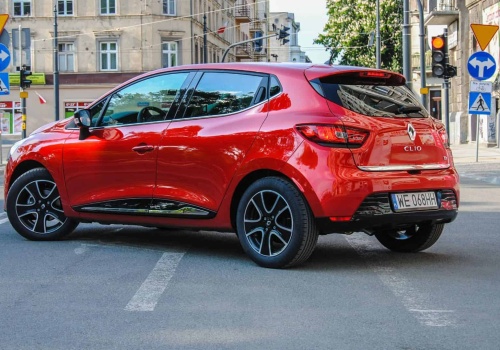 Najtańsze, krajowe Renault Clio IV z przebiegiem do 100.000 km. Ile kosztuje na rynku wtórnym w lutym 2026?