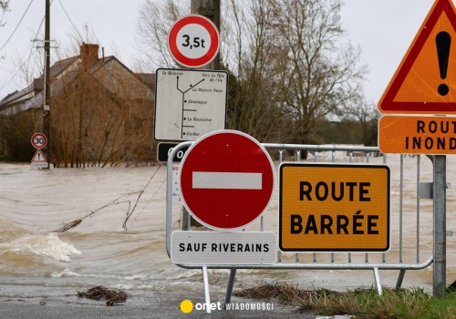 Alerty we Francji. Padł rekord opadów deszczu. Nadchodzi orkan Pedro