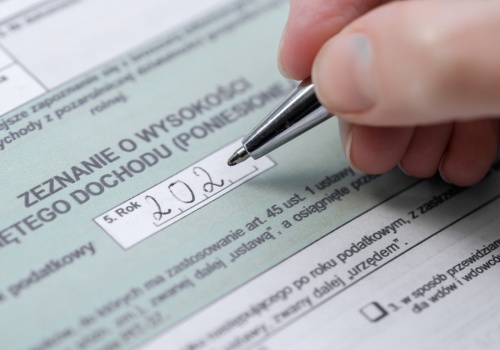 Polacy zapominają i tracą pieniądze. Sytuacja powtarza się co rok