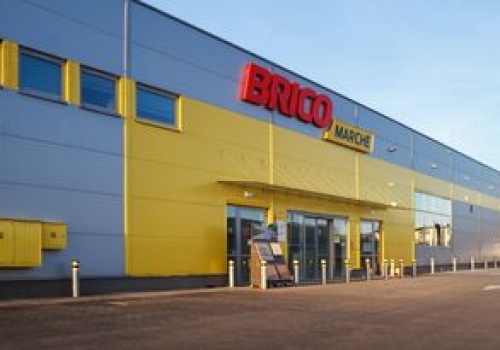 Dwa sklepy w Gdyni zamknięte przez śnieg. Sieć wydała komunikat