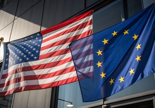 USA wyciąga do Europy pomocną dłoń. W tle walka z cenzurą