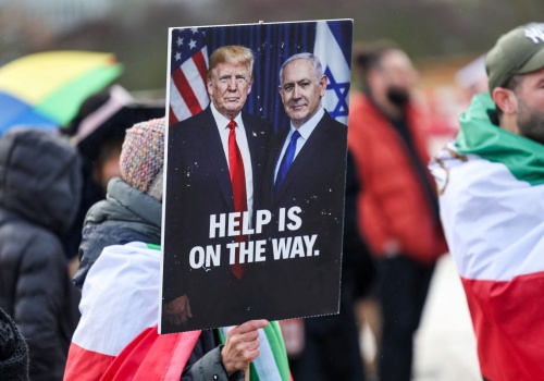 Paniczne zakupy ropy. Trump ma skłaniać się do uderzenia na dużą skalę. Już w weekend?