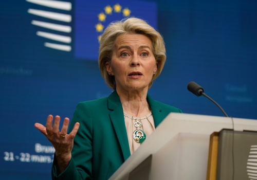 Europejscy operatorzy krytykują unijny plan usunięcia sprzętu z Chin