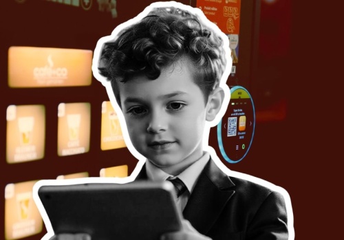 Automaty z kawą w szkołach ocalone. Firmy wywalczyły kofeinę dla uczniów