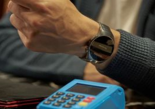 Płatności wracają na zegarki Huawei Watch. Znalazł się nowy partner