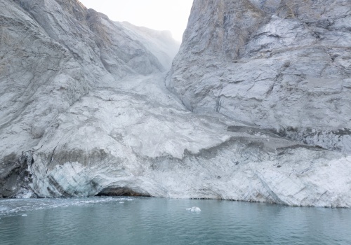 Pod kilometrami lodu dzieje się coś, czego nikt się nie spodziewał