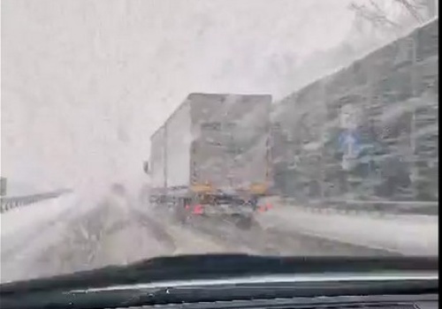 Śnieżyca postraszyła kierowców