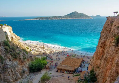 Sukces czarterów z Szyman. Port Lotniczy Olsztyn-Mazury zapowiada rozwój siatki połączeń