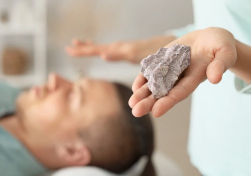 Koniec psychologów dusz, karm, energii i czakr. Ekspertka: w końcu wchodzą twarde zasady