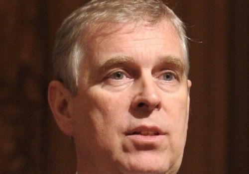 Nieoznakowane radiowozy pod domem byłego księcia. Brat króla Karola III aresztowany