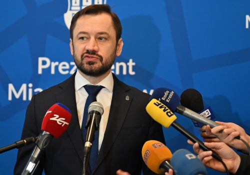 Konferencja, tydzień ciszy i trzy miesiące wypowiedzenia. Kulisy odwołania dyrektora ZTP